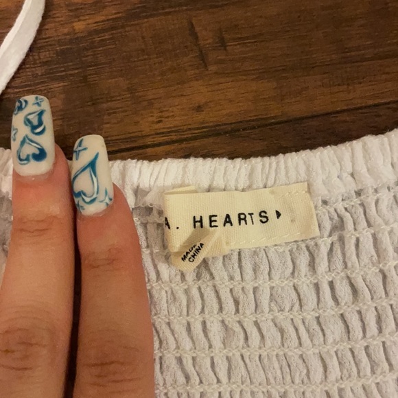 New Without Tags L.A. HEARTS White Frilly Crop Top - Picture 11 of 16